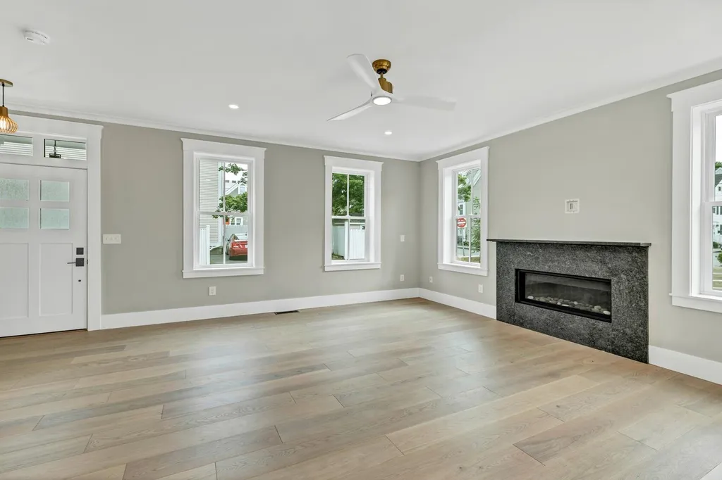 49 Sudbury Street Portsmouth NH 03801