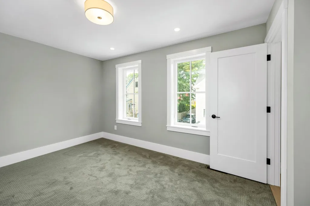 49 Sudbury Street Portsmouth NH 03801