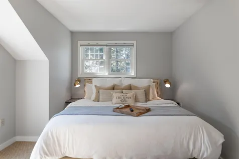 11 Golf View Laconia NH 03246