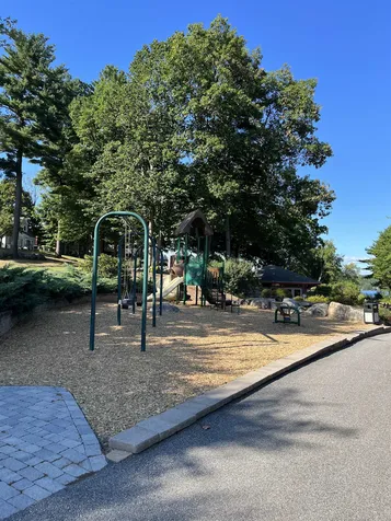 11 Golf View Laconia NH 03246