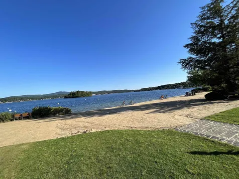 11 Golf View Laconia NH 03246