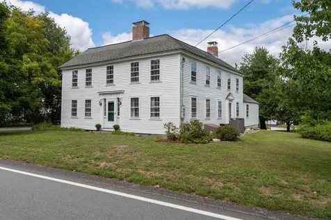 81 Robinson Road Nashua NH 03060