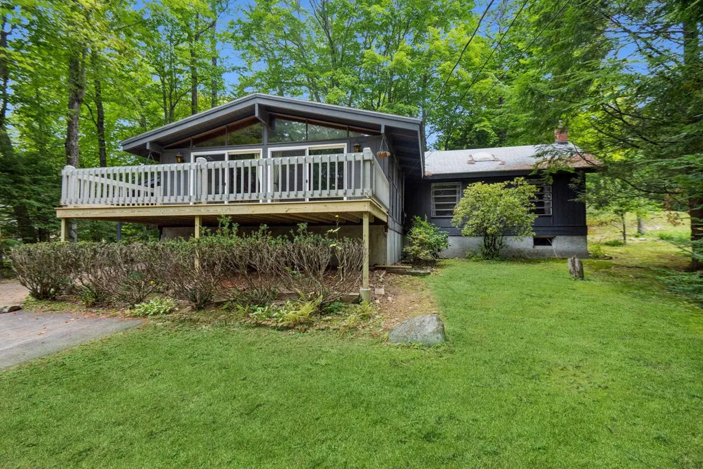 67 Port Wedeln Road Wolfeboro NH 03894