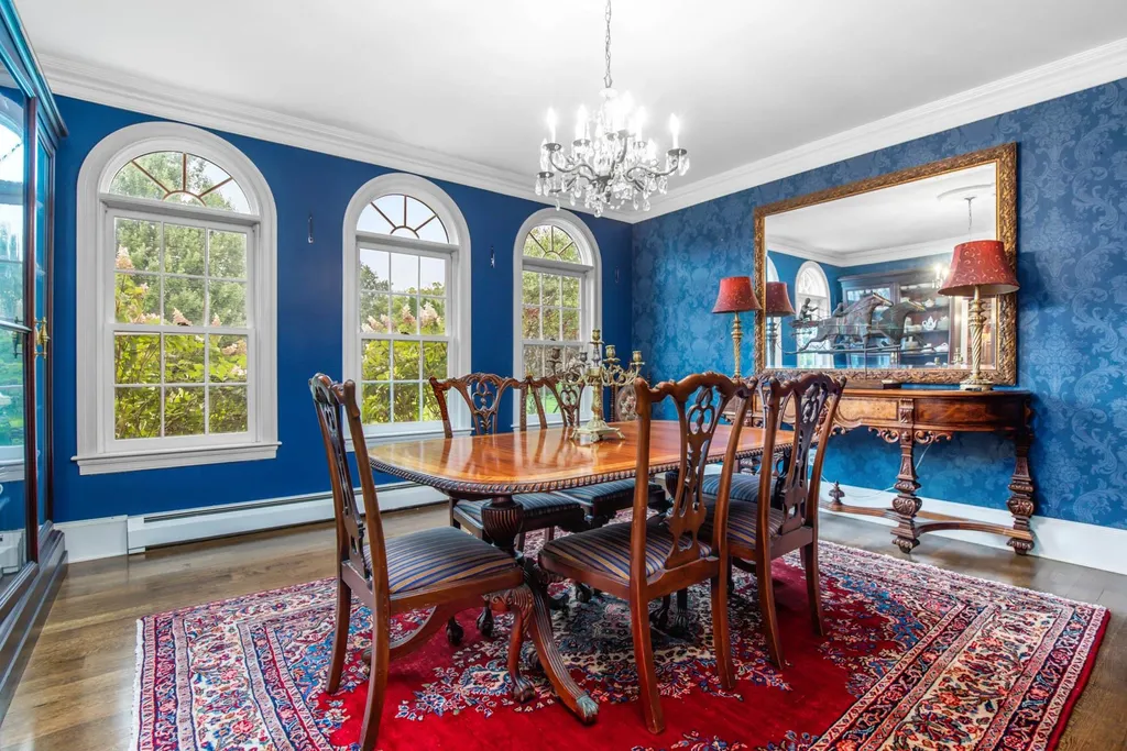 21 Fairway Drive Dover NH 03820