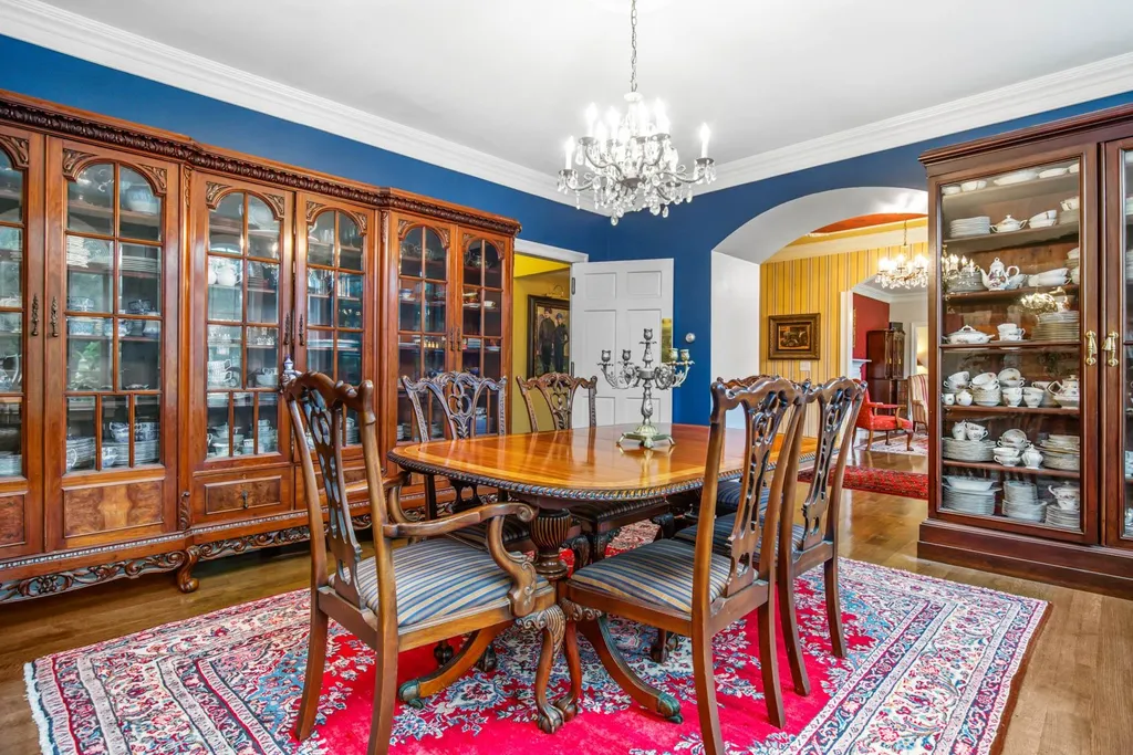 21 Fairway Drive Dover NH 03820