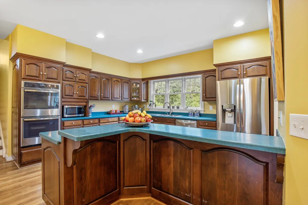 21 Fairway Drive Dover NH 03820