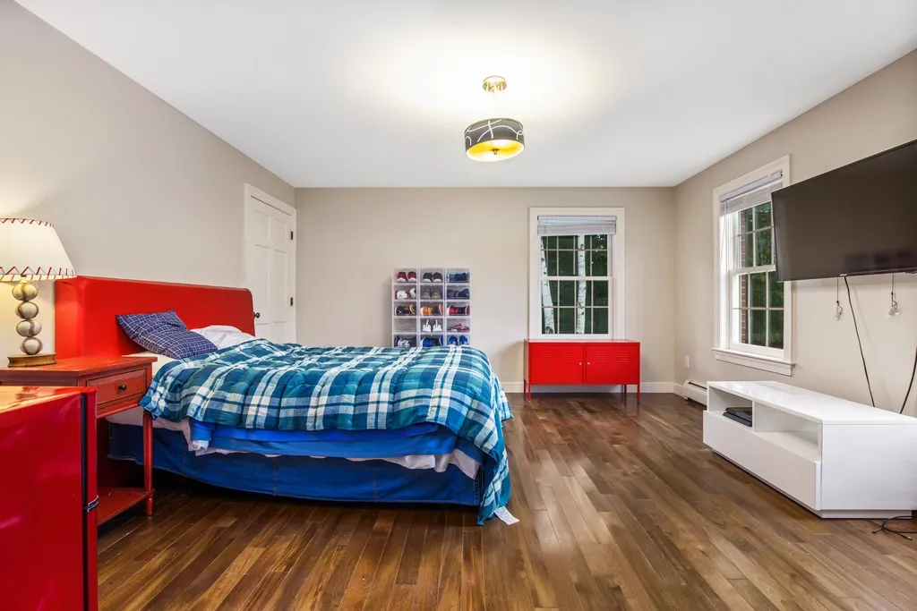 21 Fairway Drive Dover NH 03820