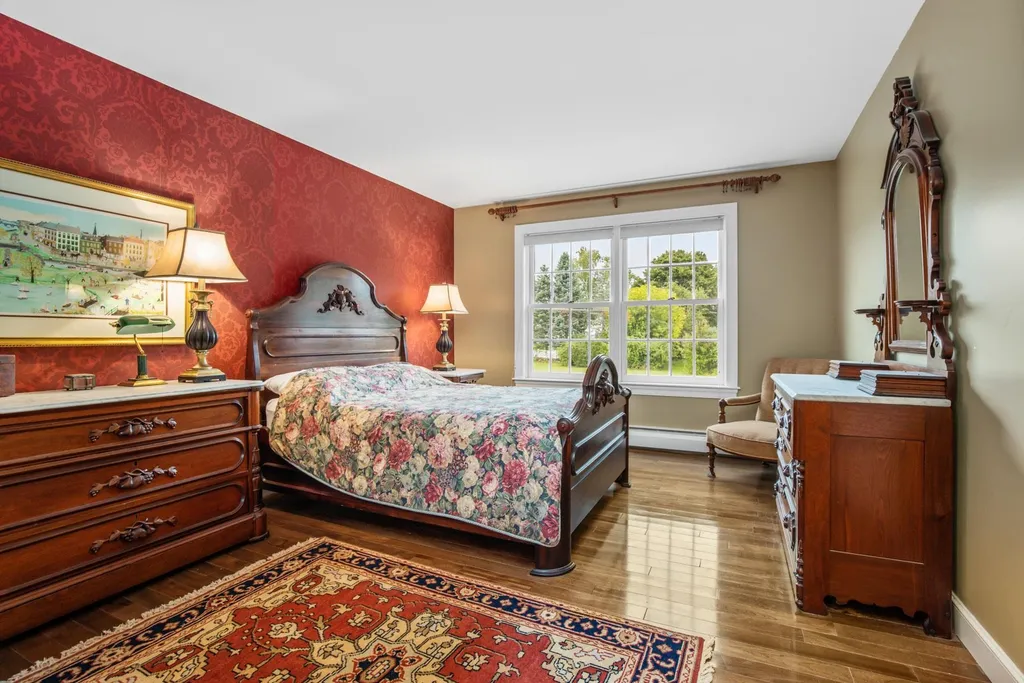 21 Fairway Drive Dover NH 03820