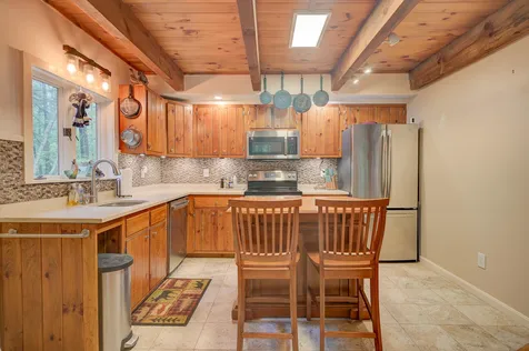 18 Abbey Lane Conway NH 03818