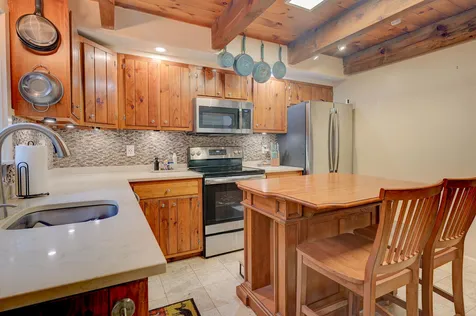 18 Abbey Lane Conway NH 03818