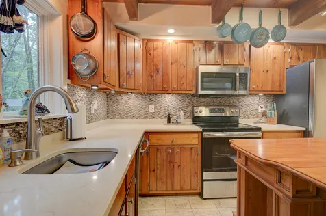 18 Abbey Lane Conway NH 03818