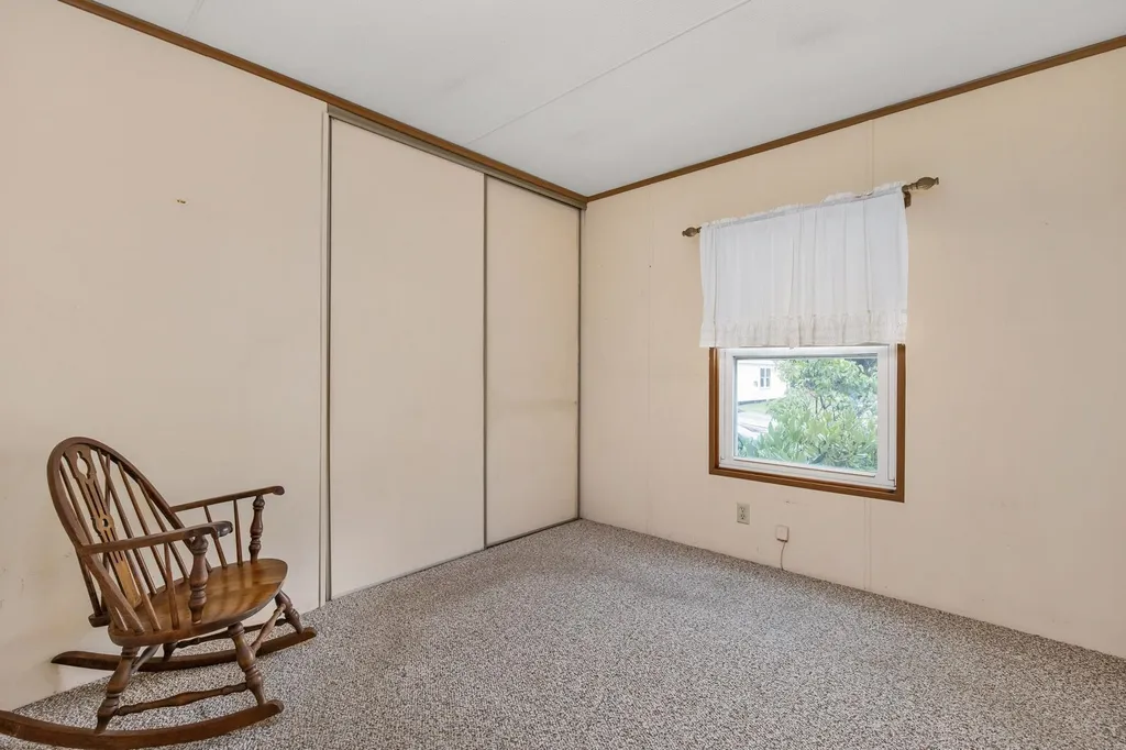 634 Sherwood Glen Somersworth NH 03878