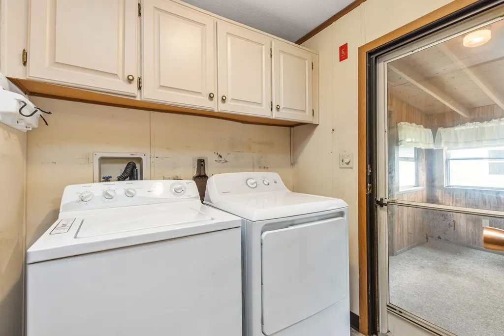 634 Sherwood Glen Somersworth NH 03878