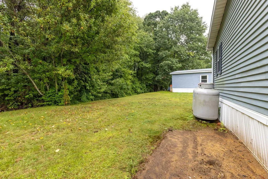 634 Sherwood Glen Somersworth NH 03878