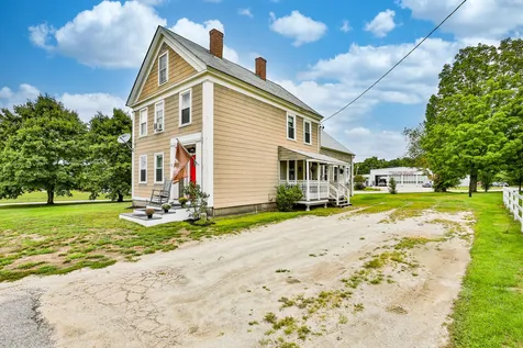 21 South Village Road Loudon NH 03307