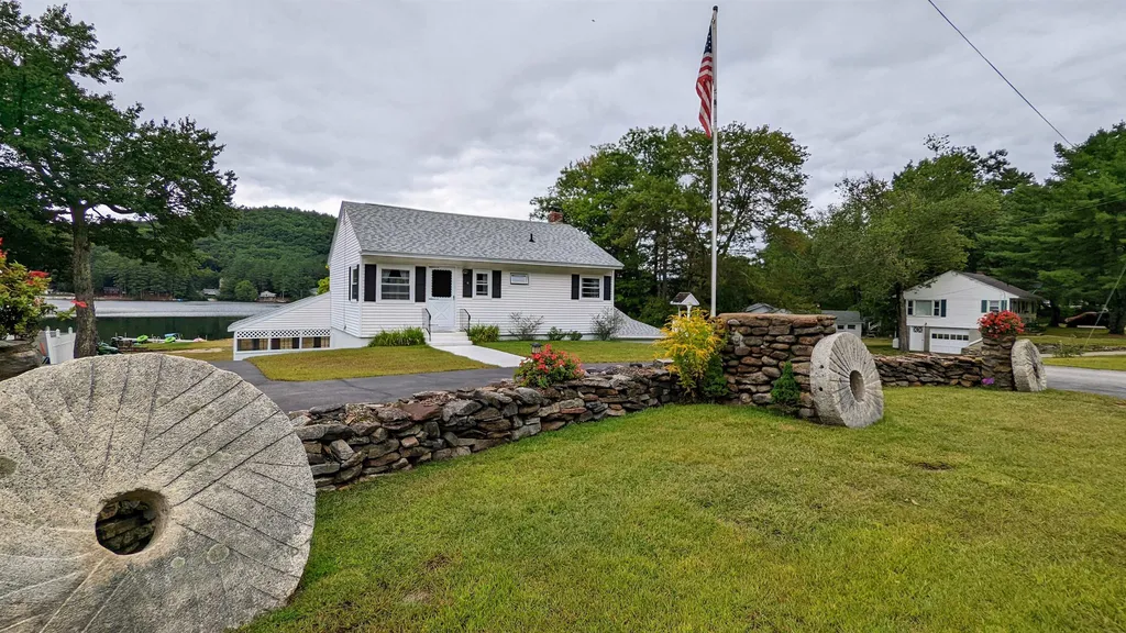 2 Starfish Lane Gilmanton NH 03237