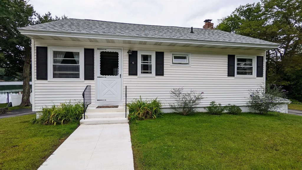 2 Starfish Lane Gilmanton NH 03237