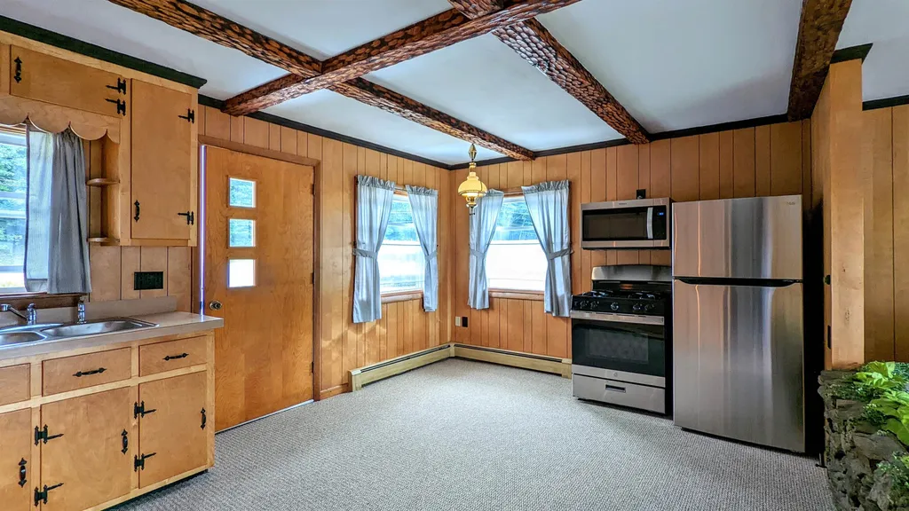 2 Starfish Lane Gilmanton NH 03237