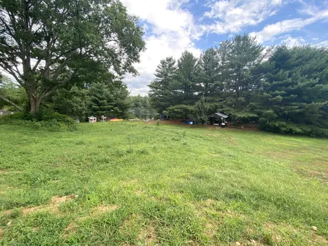 238 Parade Road Barnstead NH 03218