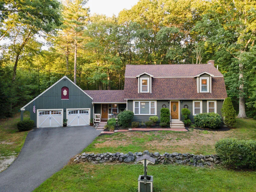 14 Spofford Road Auburn NH 03032