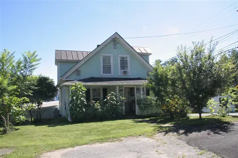 52 Church Street Barnet VT 05821