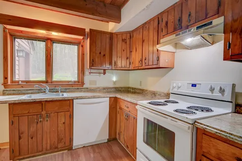 17 Abbey Lane Conway NH 03860