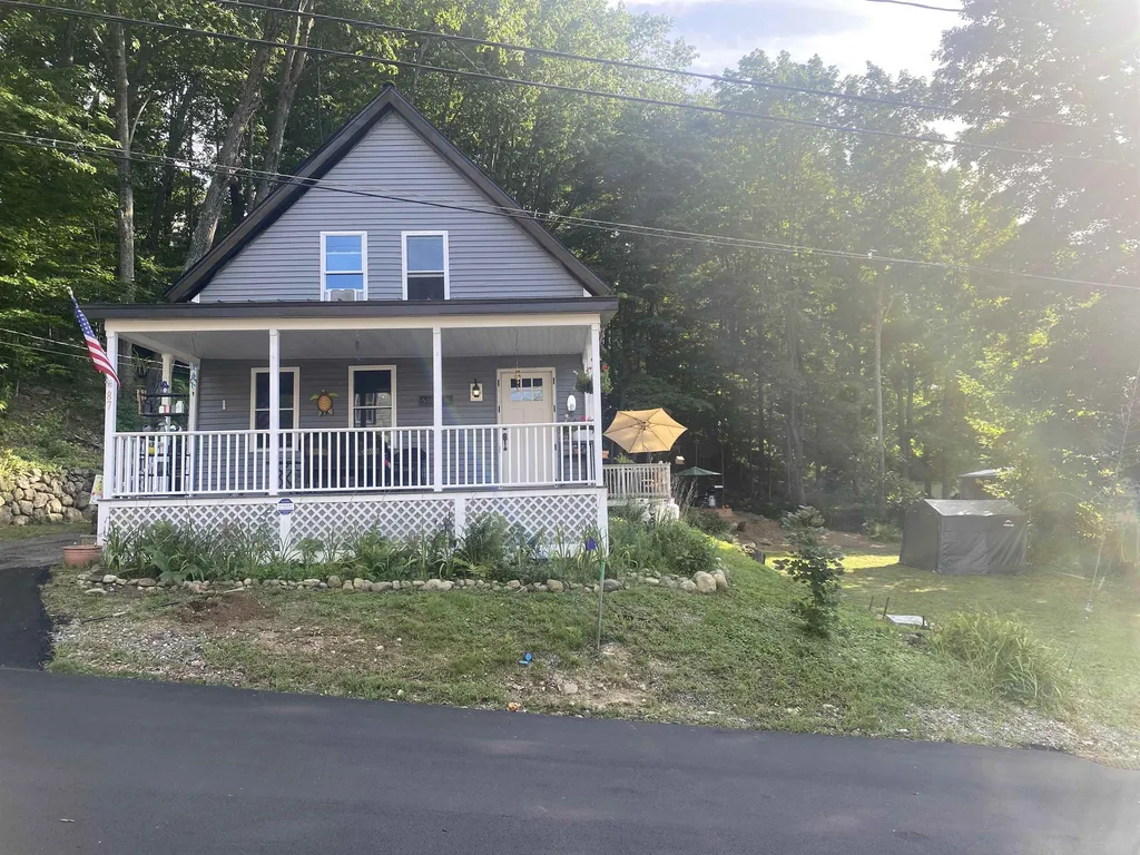 87 Clinton Street Laconia NH 03246