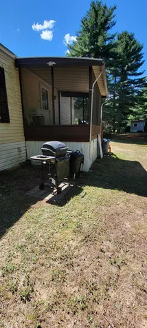 32 Chapparel Drive Londonderry NH 03053