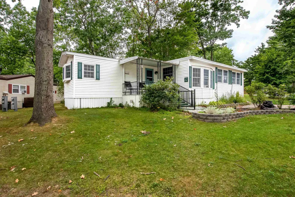 32 Lilac Drive Rochester NH 03867