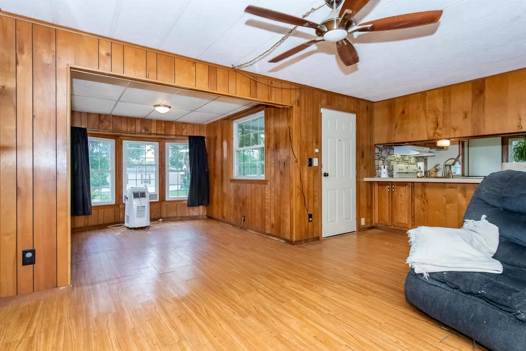 32 Lilac Drive Rochester NH 03867
