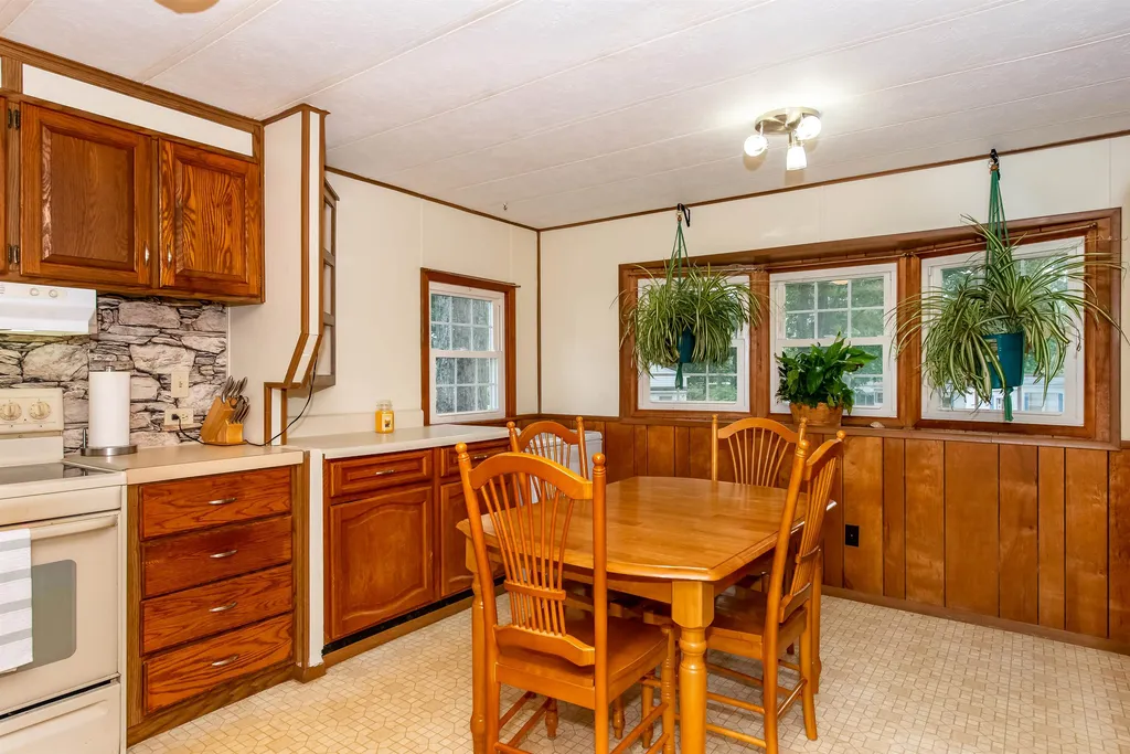 32 Lilac Drive Rochester NH 03867