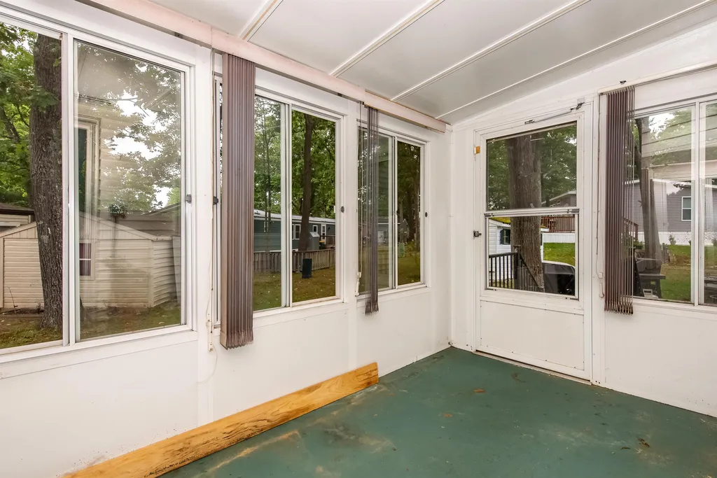 32 Lilac Drive Rochester NH 03867