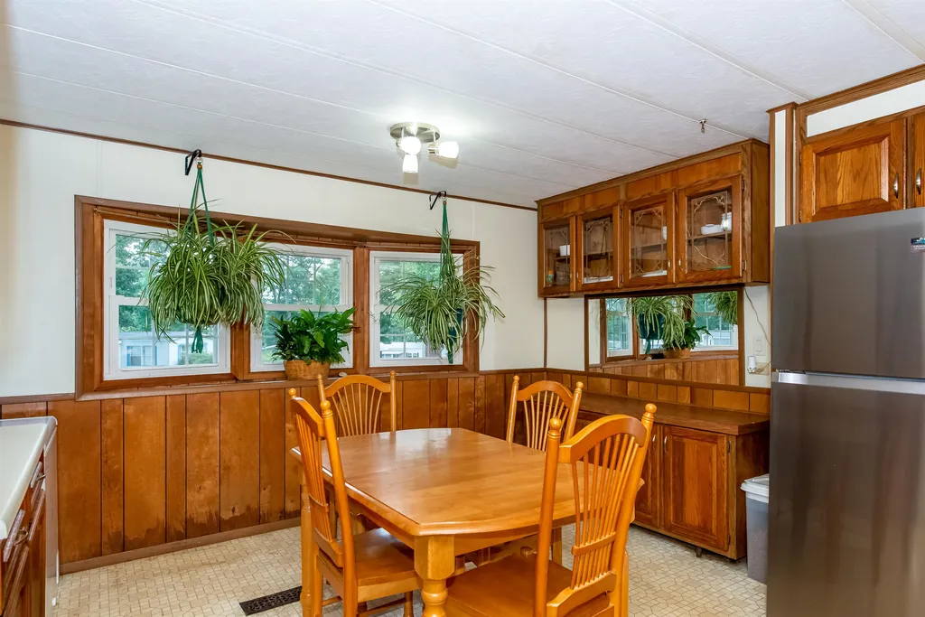 32 Lilac Drive Rochester NH 03867