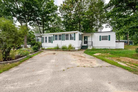 32 Lilac Drive Rochester NH 03867