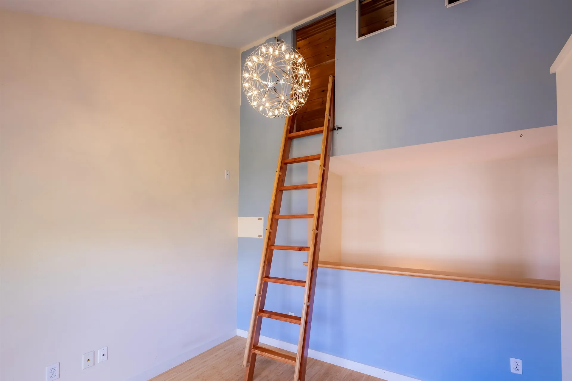 25 Common Way Charlotte VT 05445