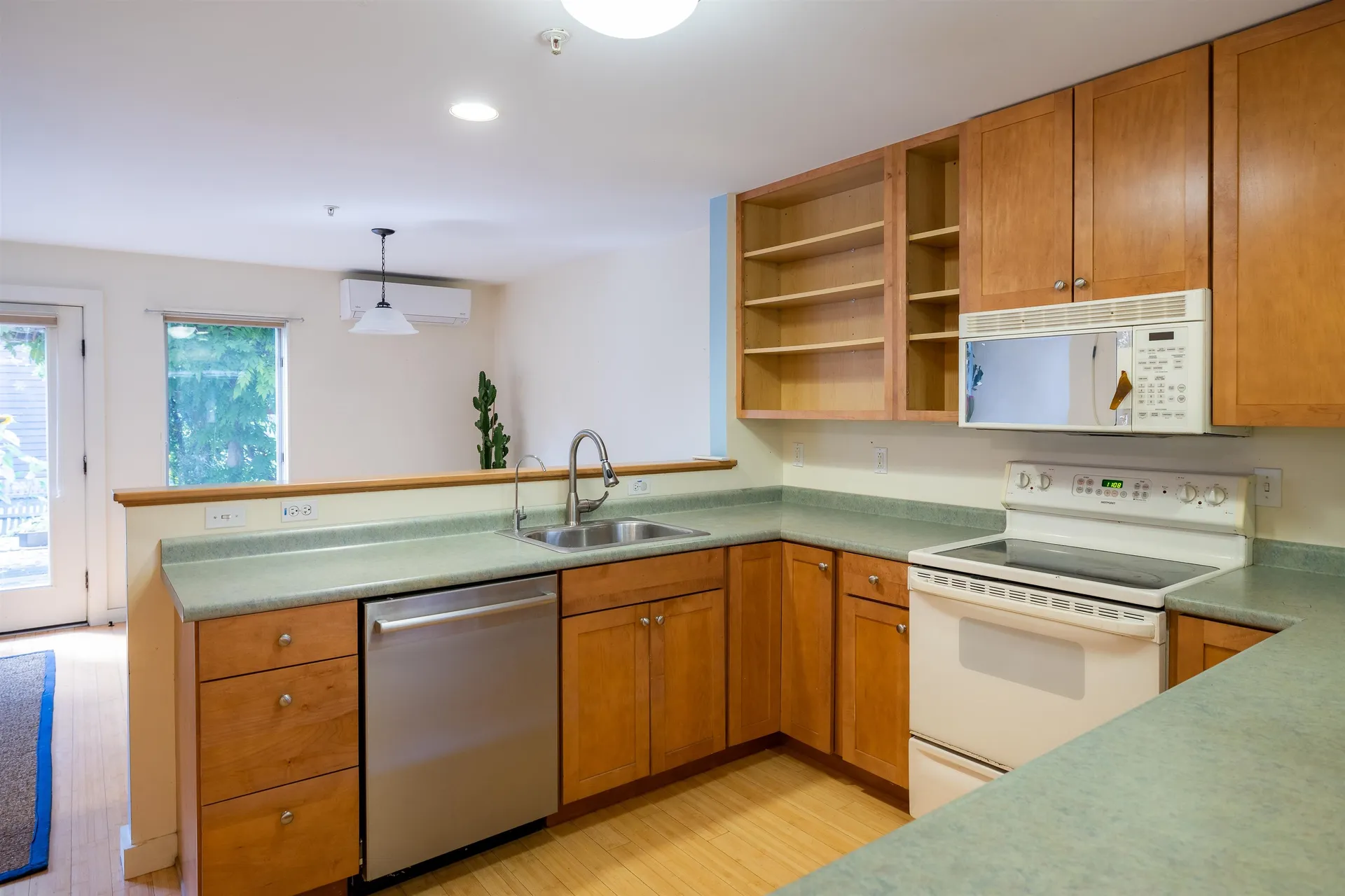 25 Common Way Charlotte VT 05445