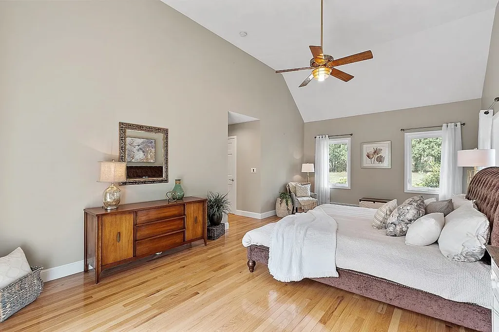 4 Elton Avenue Stratham NH 03885