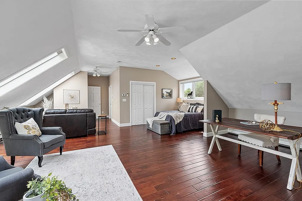 4 Elton Avenue Stratham NH 03885