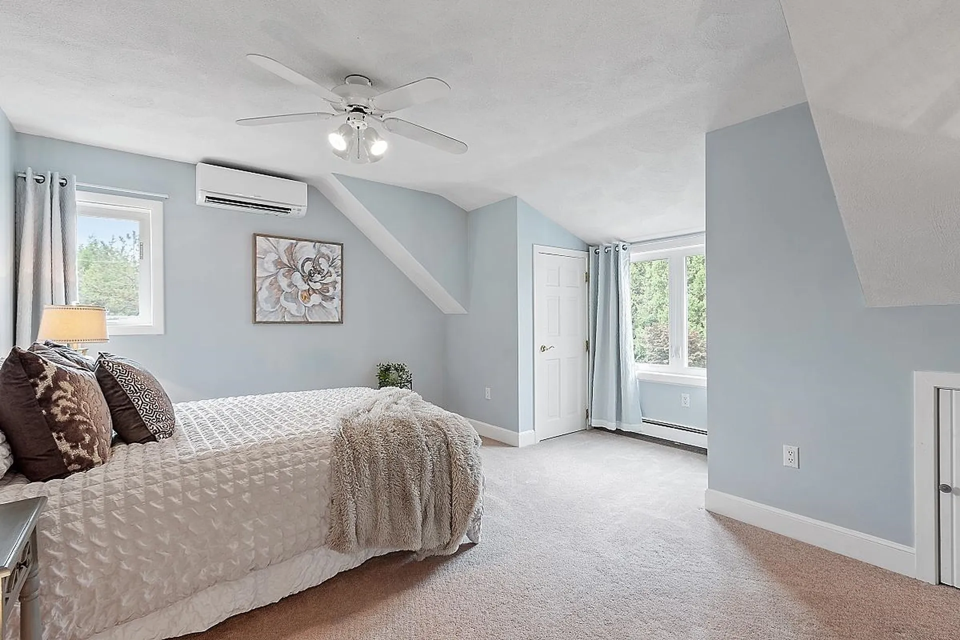4 Elton Avenue Stratham NH 03885