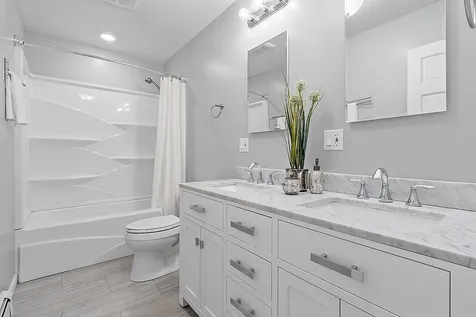 4 Elton Avenue Stratham NH 03885