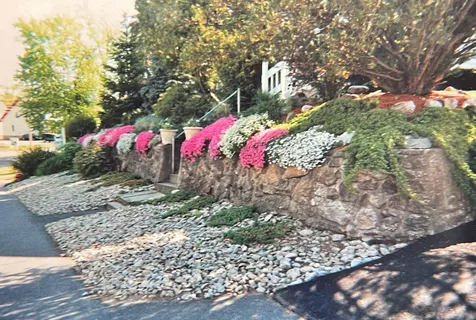 4 Elm Street Derry NH 03038