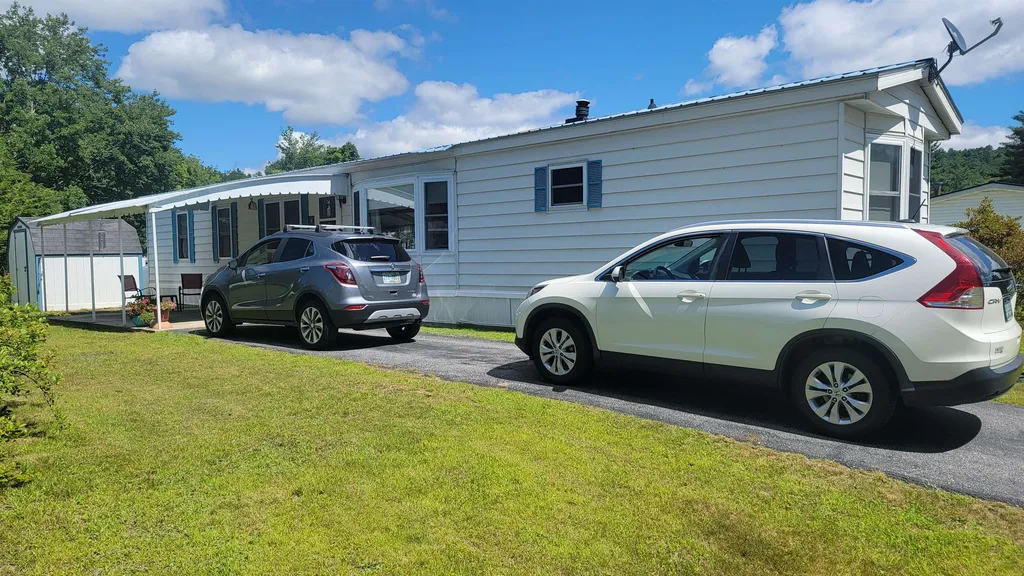 11 Michael Place Claremont NH 03743