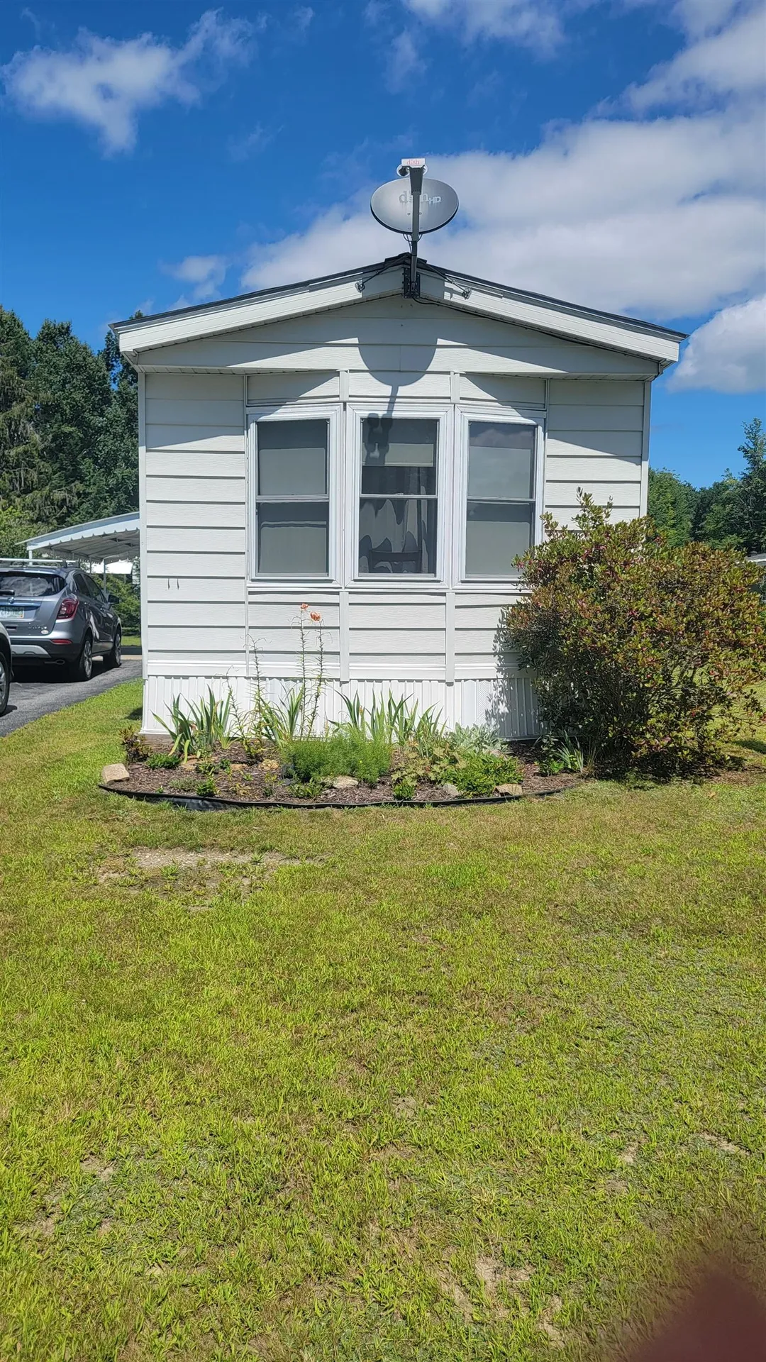 11 Michael Place Claremont NH 03743