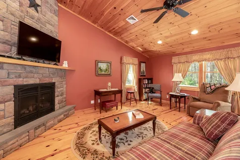 166 Jamie Drive Wakefield NH 03872