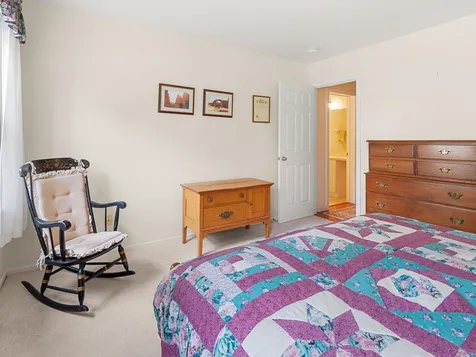 38 Eastman Farm Road Burlington VT 05408