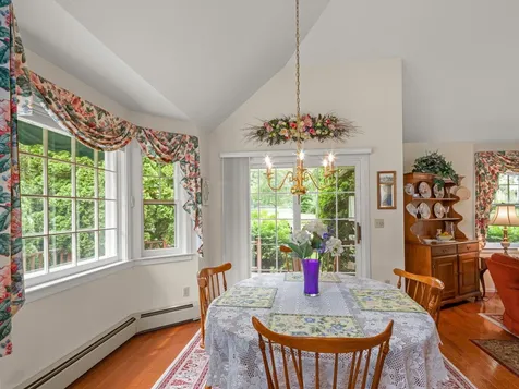 38 Eastman Farm Road Burlington VT 05408