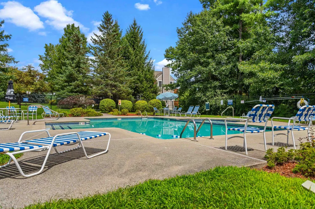 34 Chatham Drive Bedford NH 03110