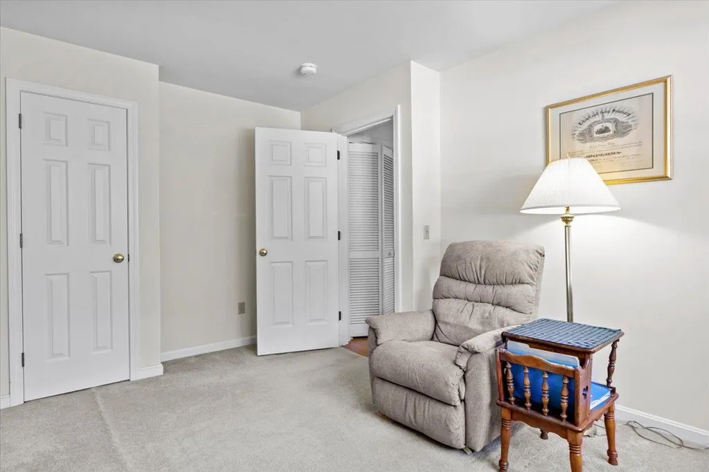 78 Stonington Circle South Burlington VT 05403