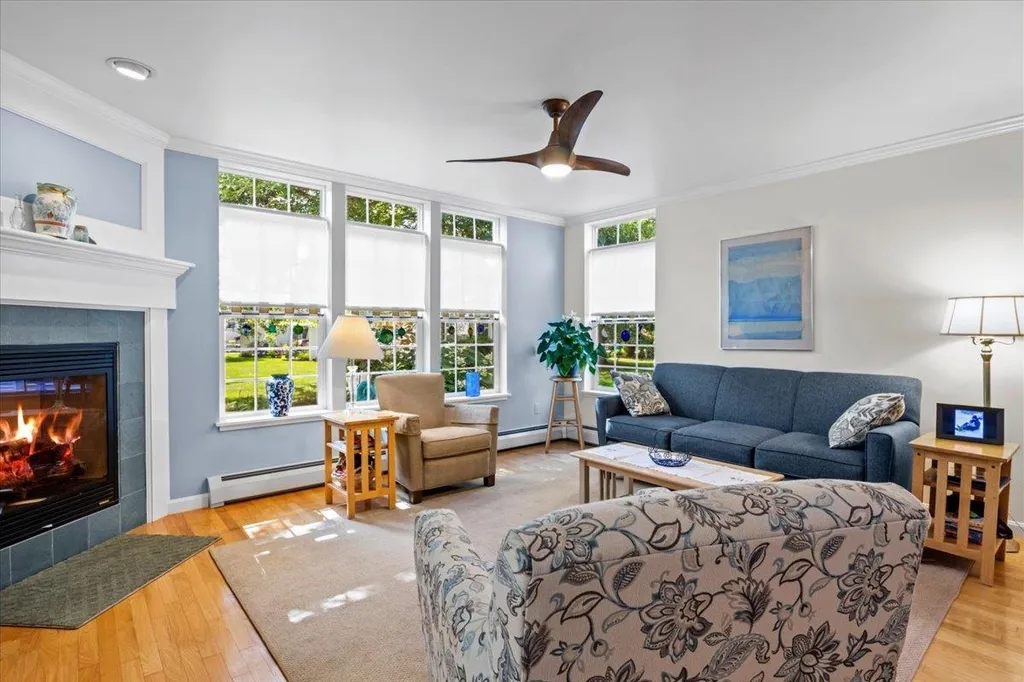 78 Stonington Circle South Burlington VT 05403