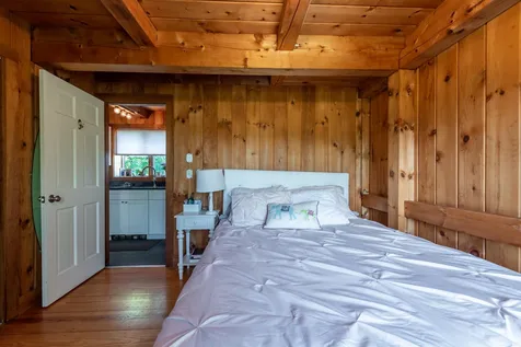 1457 King Hill Road New London NH 03257